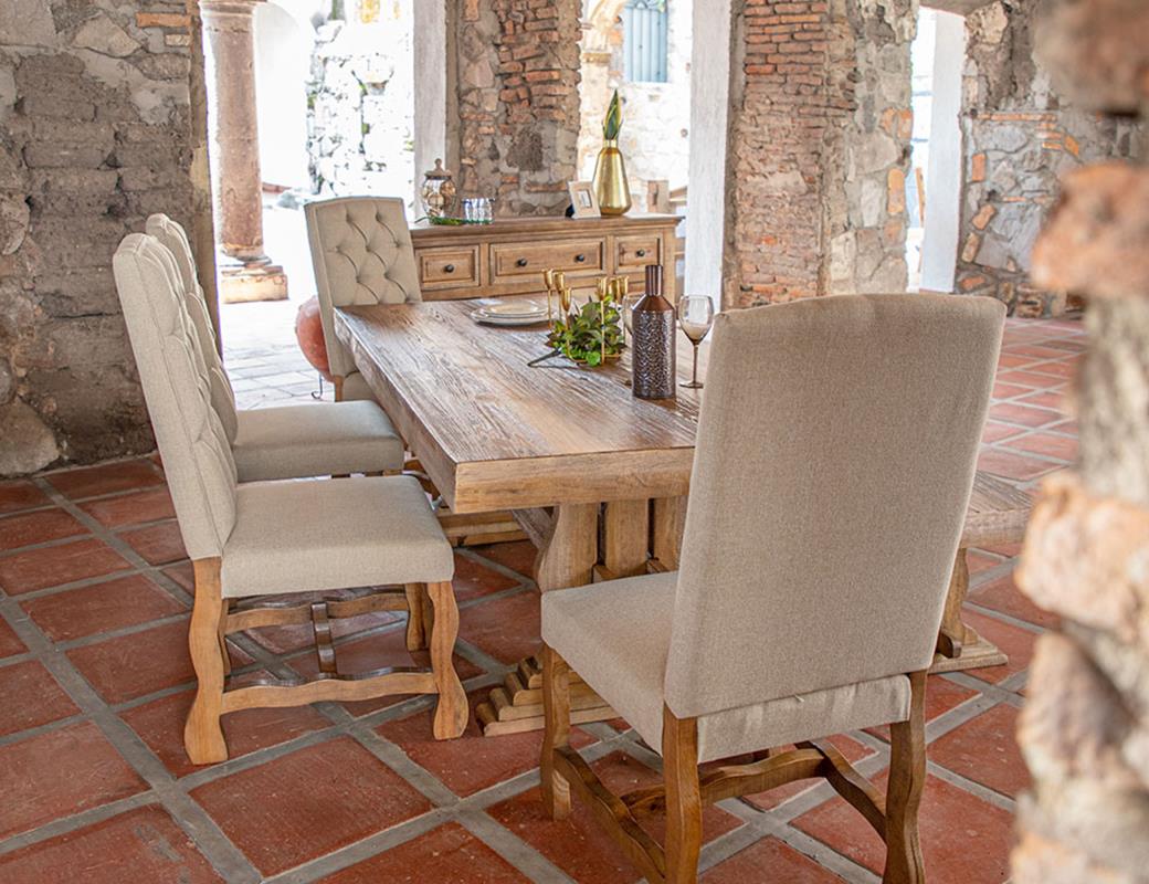 Tufted Backrest Upholstered Chair