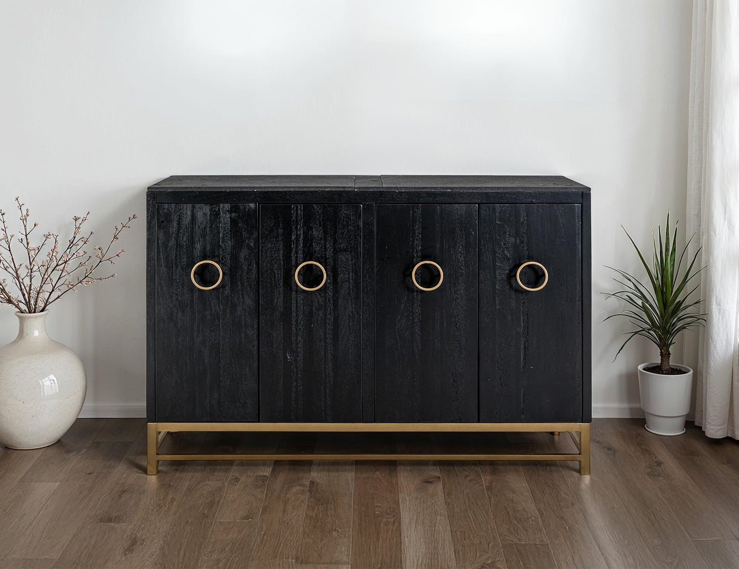 Dark Nova 4 Door Console