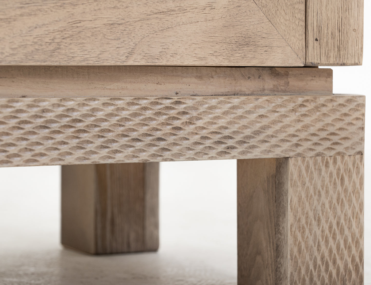 Solstice White Console
