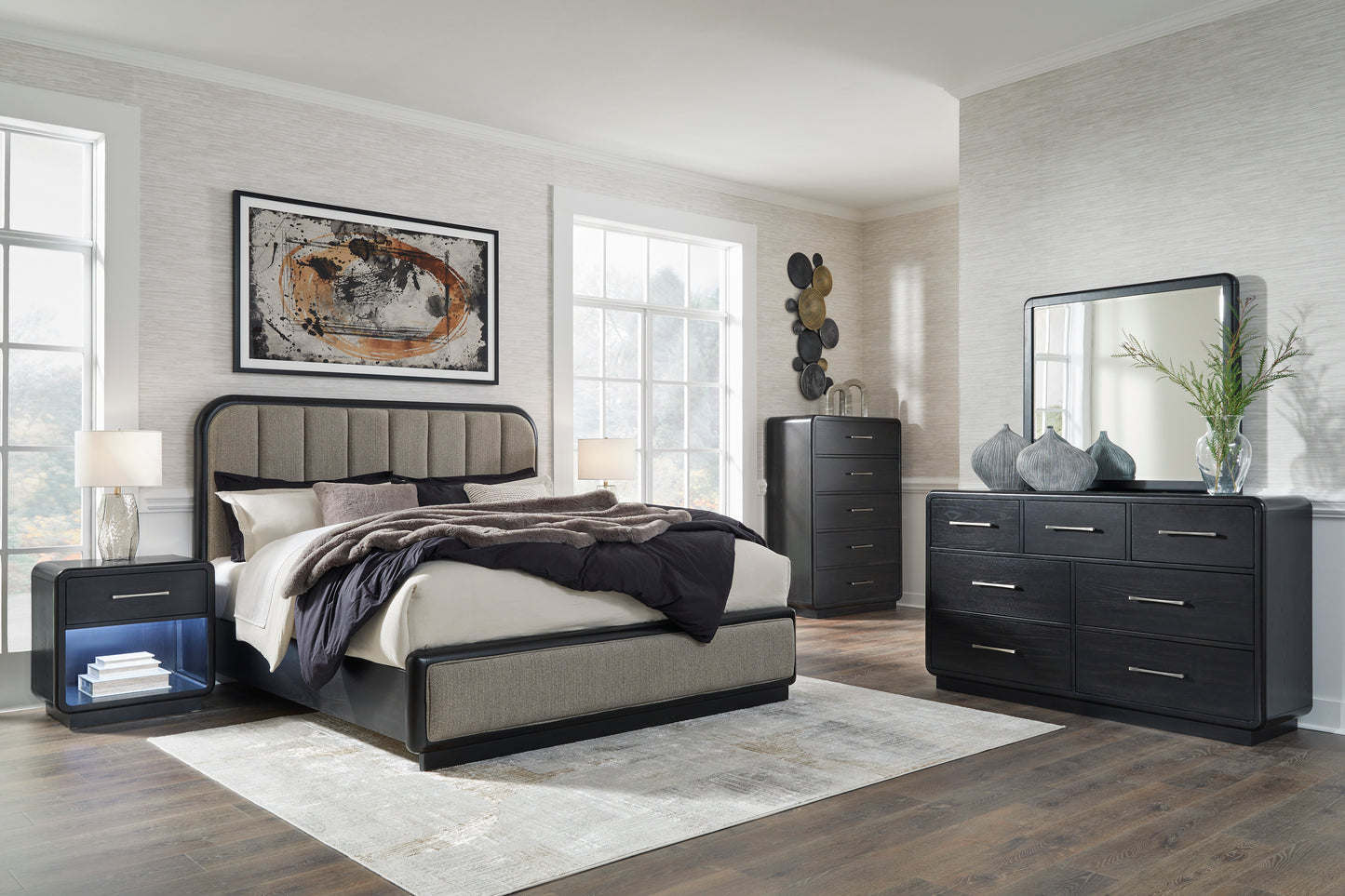 Briarstone King Upholstered Bed