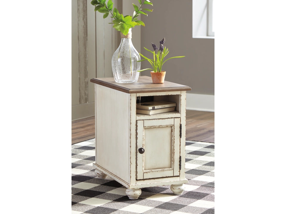 Kaylin Chairside End Table with USB Charging