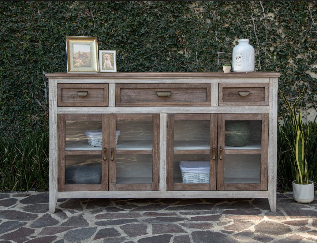 Sahara Four Door Console