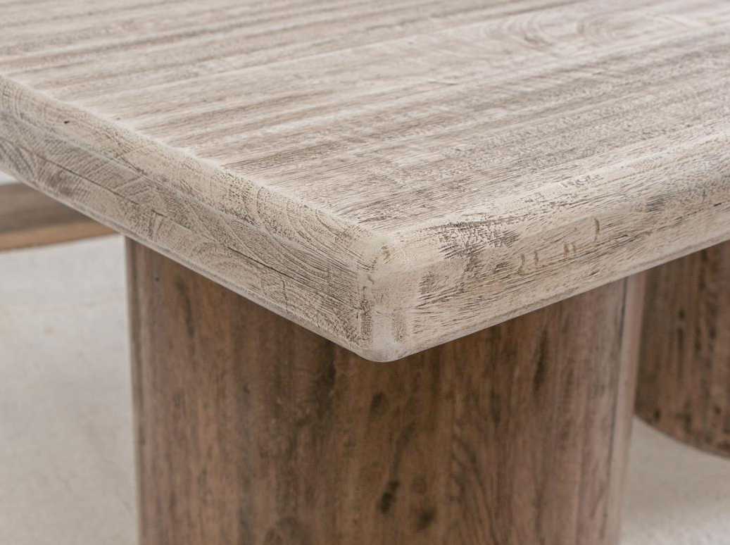 Sahara Deluxe Cocktail Table